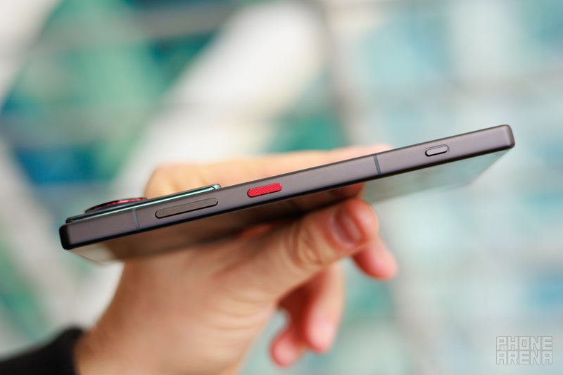 Nubia has sprinkled some extra buttons all around, and that's great&nbsp;(Image by PhoneArena)